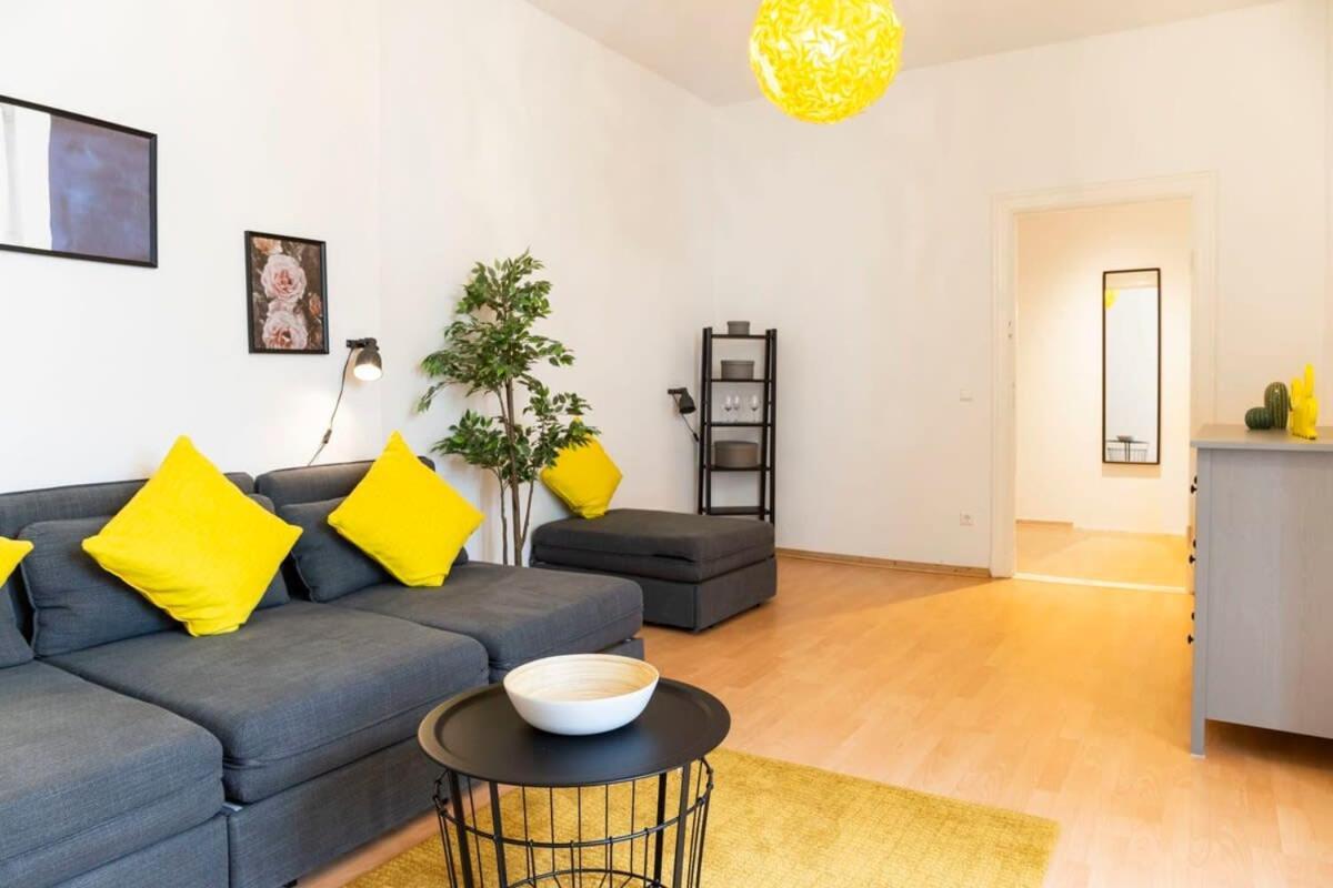 Spacious Family Apartment At Mauerpark Plus Selfcheckin Berlin Ngoại thất bức ảnh